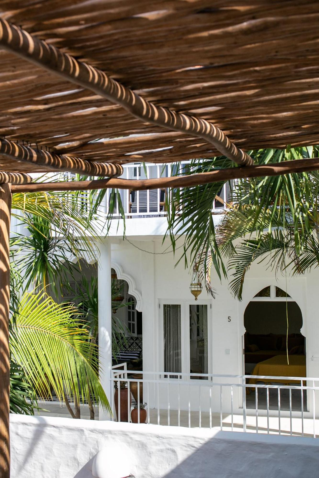 Segredo Uluwatu Hotell Exteriör bild